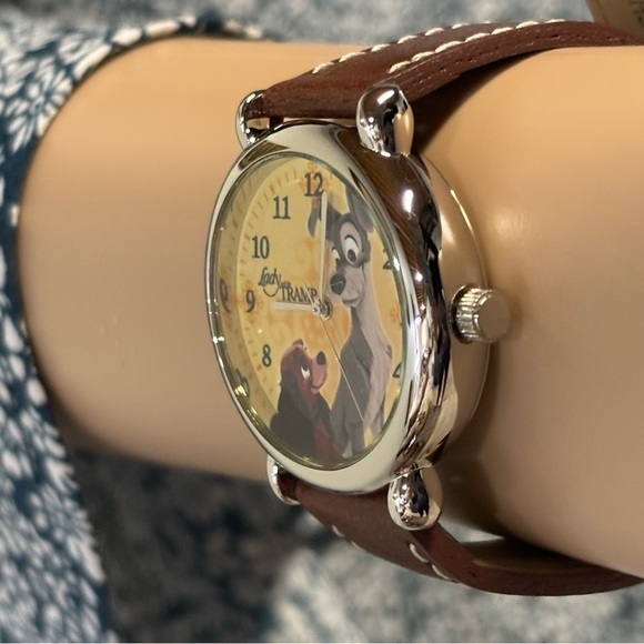 Rare In Box❤️Disney Lady and the Tramp 50th Anniversary Watch - Picture 7 of 7